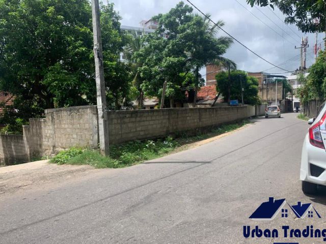 11 Perches Prime Land for Sale in Facing Quarry Road Dehiwala. – photo 2