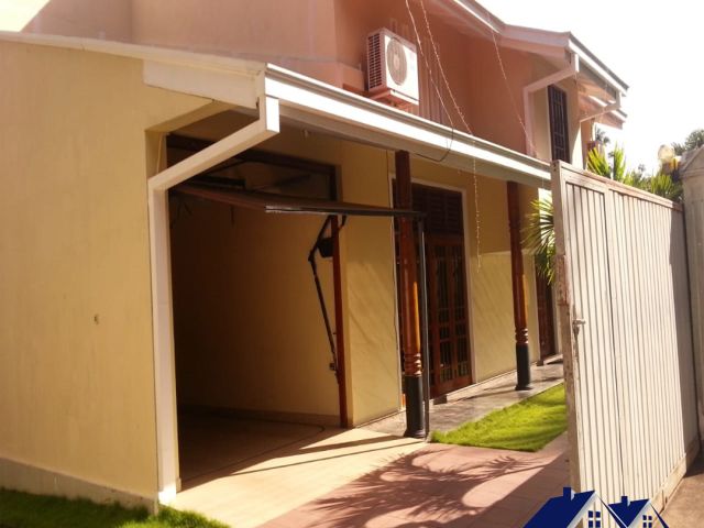 Two Stories House for Sale In Homagama