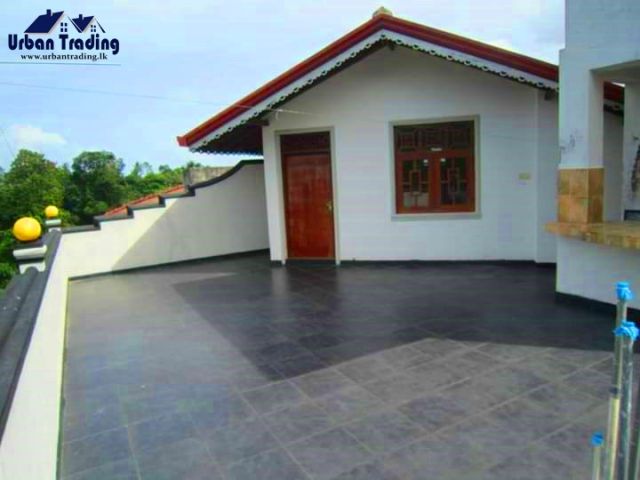 House/Guest for Sale In Maggona Kalutara – photo 2