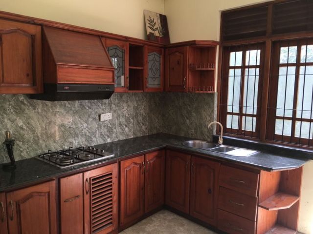 Two story house for sale in Jambugasmulla Mawatha, Nugegoda – photo 2