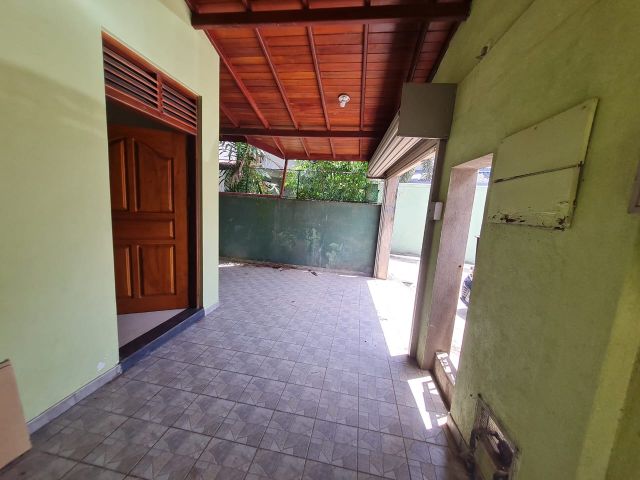 Two story house for sale in Jambugasmulla Mawatha, Nugegoda – photo 8