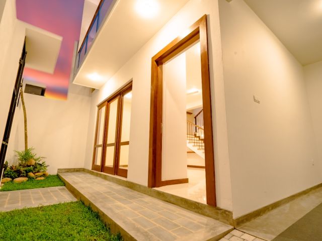 Brand New 03 Story House for Sale in Mount Lavinia