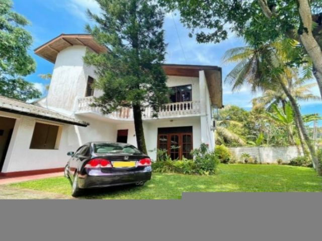 Two Story House To be sold in Pelawatta Baththaramulla. – photo 1