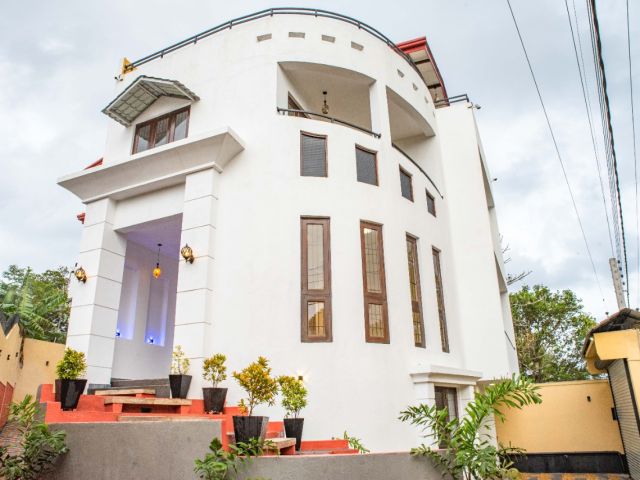 Brand New Two Story Luxury House for Sale Overlooking the Bolgoda River in Piliyandala. – photo 1