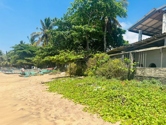 Two Story Beach Facing Hotel to be sold in Medaketiya Tangalle. – photo 10