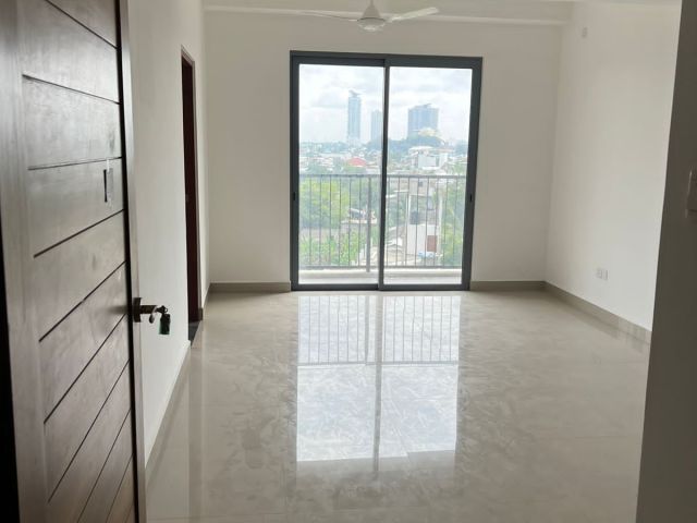 Brand New Unfurnished 03 Bed Ovel Ground View Apartment to be Sold in Borelle Colombo 08. – photo 5