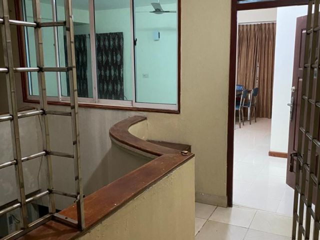 03 Bed Apartment for Sale in Bambalapitiya Colombo 04. – photo 15