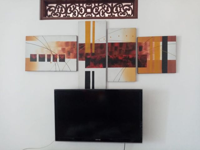 Fully Furnished 03 Bed Well Maintained Apartment to be Sold in Colombo 03. – photo 12