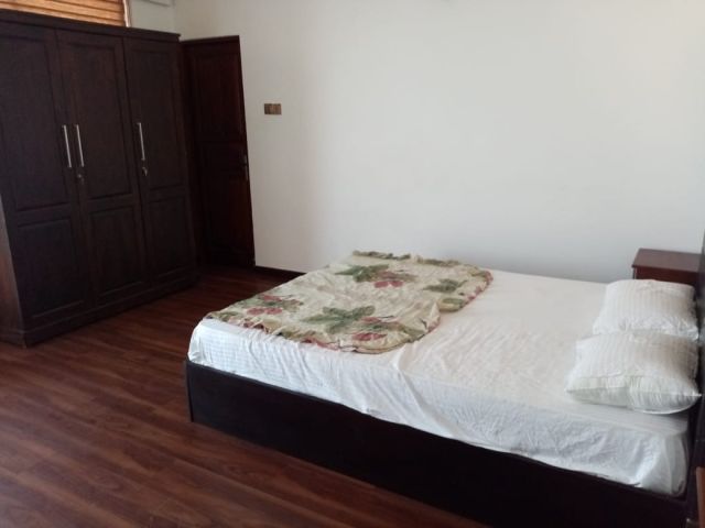 Fully Furnished 03 Bed Well Maintained Apartment to be Sold in Colombo 03. – photo 14