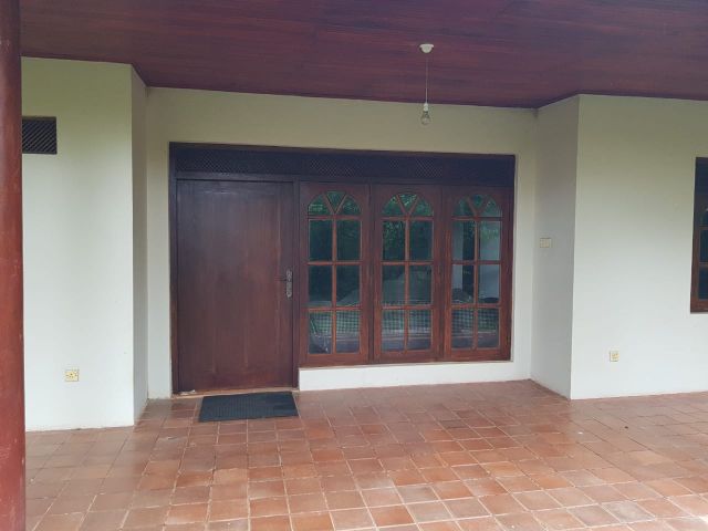LAND WITH WILDLIFE HOLIDAY BUNGALOW IN HAMBANTOTA – photo 3