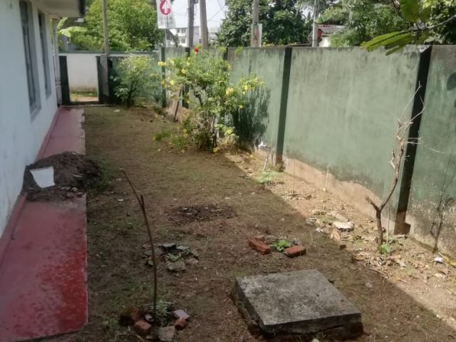 10.24 perch Land for sale including an average size bit old house. – photo 2
