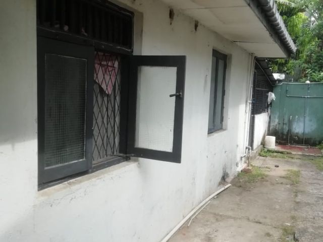 10.24 perch Land for sale including an average size bit old house. – photo 3