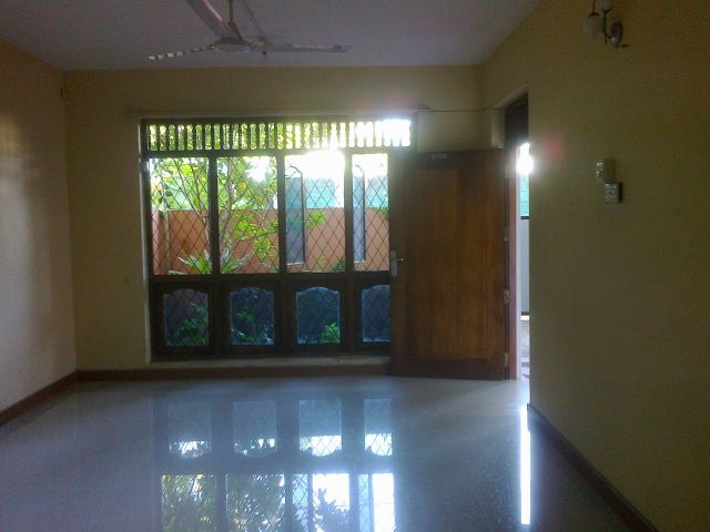 Tow Unit Two Story House for Sale in Kawdana Dehiwala. – photo 2
