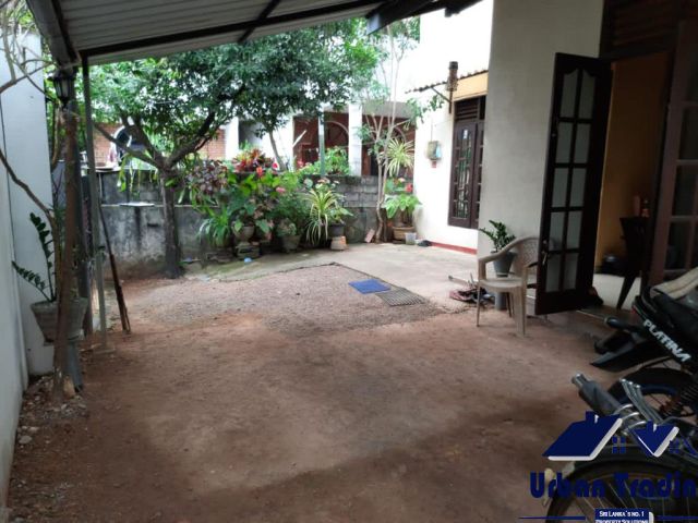 07 Perches House For Sale In Bellanthara Road Pepiliyana. – photo 2