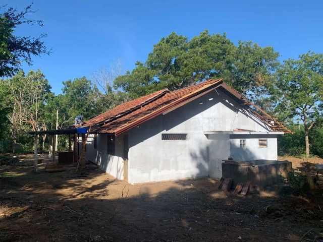 හම්බන්තොට වරාය ආසන්නයෙන් පර්චස් 80 ක‍ ඉඩම සමඟ නිවස ඉක්මනින් විකිණීමට ඇත – photo 2